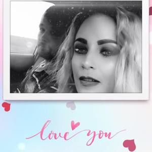 Meet your Posher, Dee